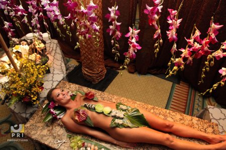 Restaurant nyotaimori Japan