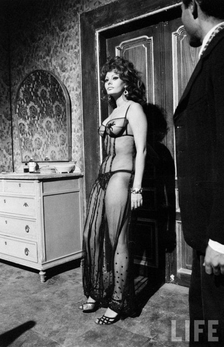Sophie Loren in underwear