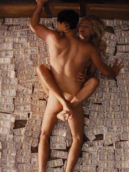 Margot Robbie Erotic scenes