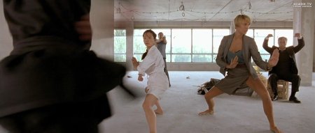 Emma Siluerg Taxi 2