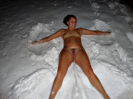 Bathing in an ice hole without panties