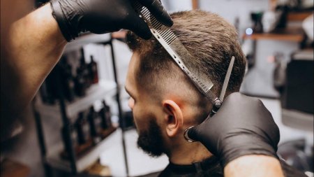 Hairdresser male