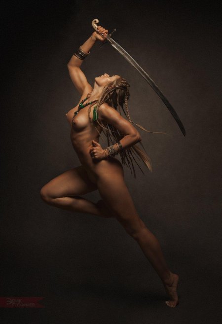Zena Queen of the Warriors Amazon Tits