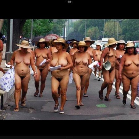 Naked Mexican women