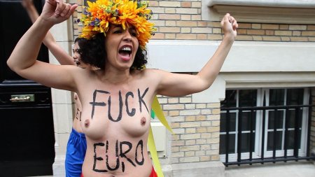 Naked Ukrainian feminists