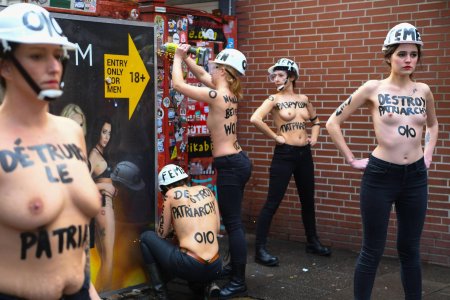 Naked Ukrainian feminists