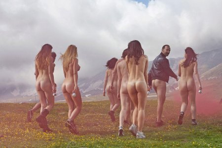 Girls run naked