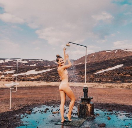 Iceland women naked