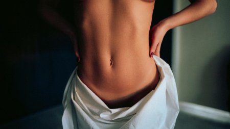 Flat tummy small tits