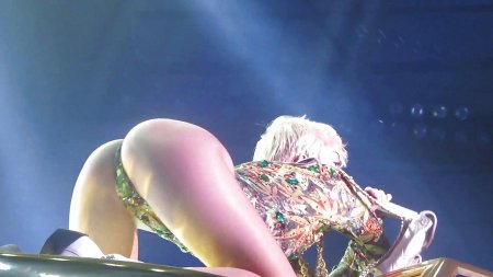 Miley Cyrus Pop
