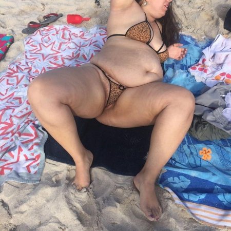 Naked thick women on the beach