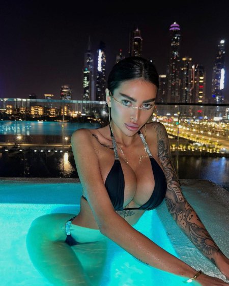 Kardashian Alena Omovich