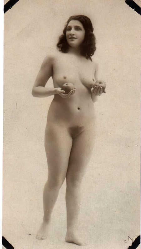 Naked Retro Celebrities