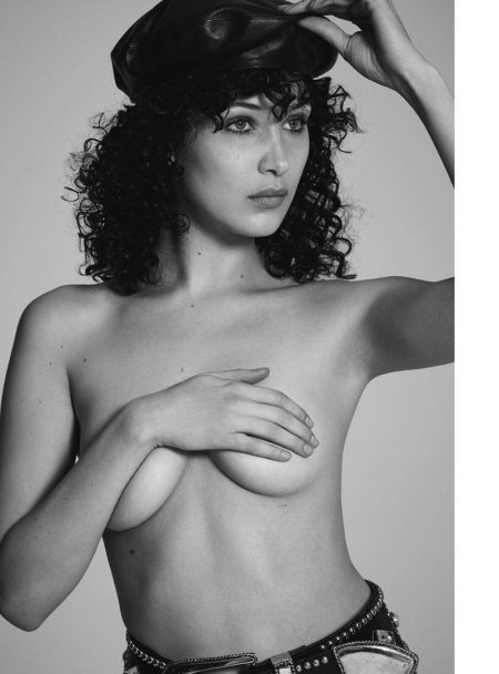 Bella Hadid Toples
