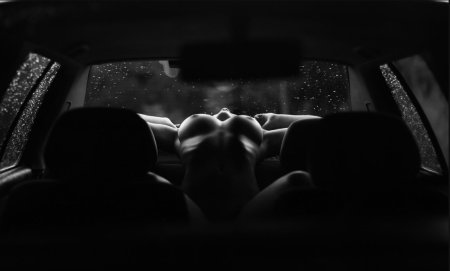 Beautiful cunnilingus in the car