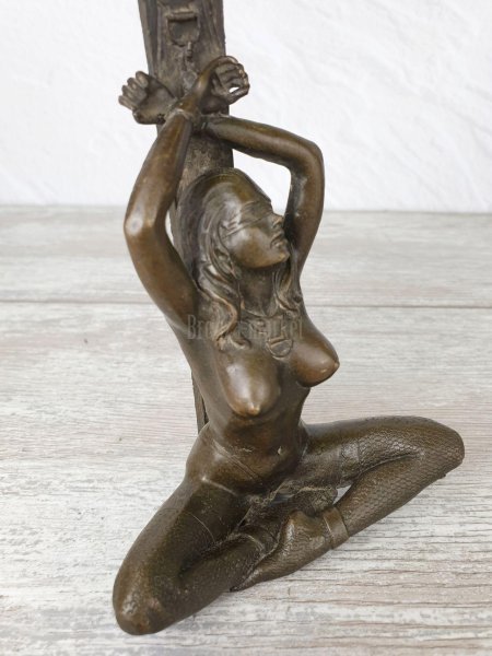 Erotic sculptures