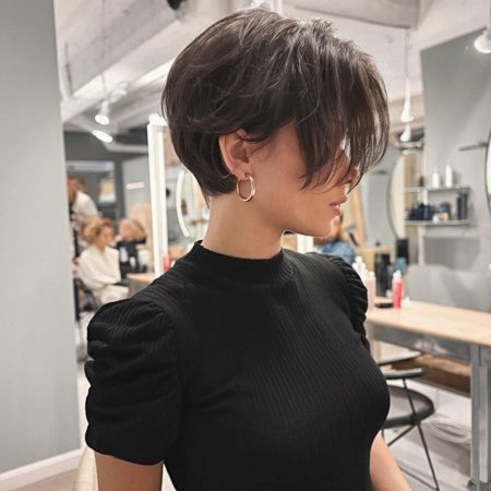 Tomboyish sideteils haircut
