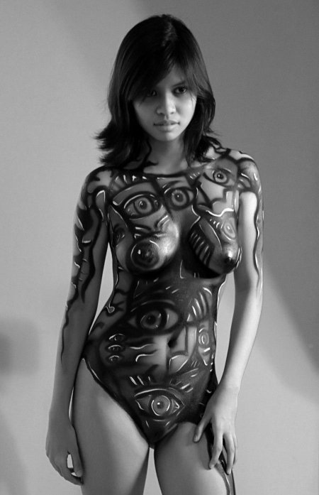 Painted female bodies