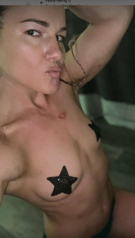 Felice Herrig onlyfans
