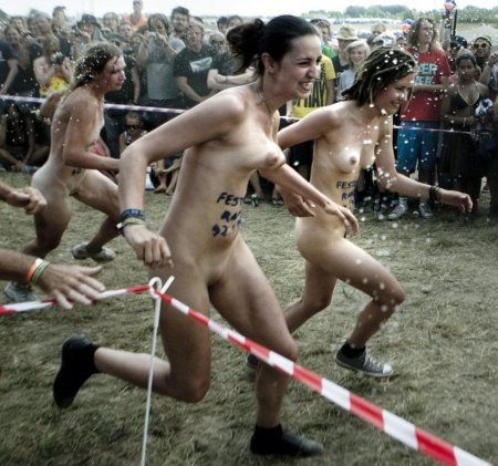 The race of naked women