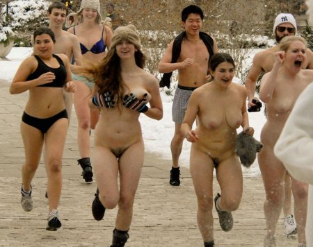 Naked women statists