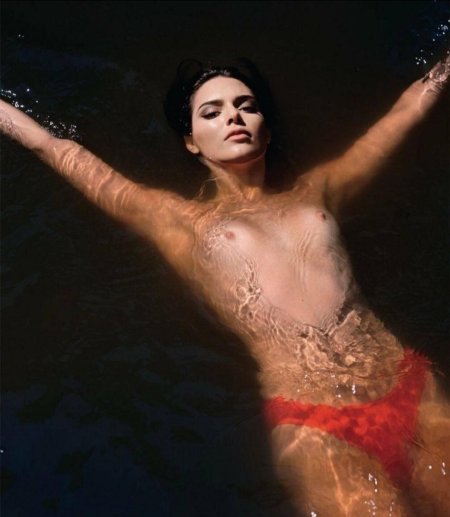Kendall Jenner Toples