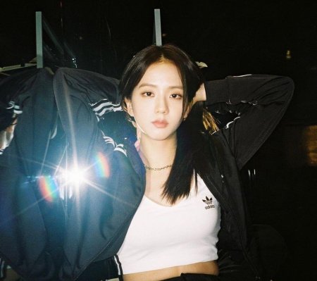 Black Pink Jisoo