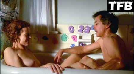 Alien 1979 Sigurni Weaver Naked