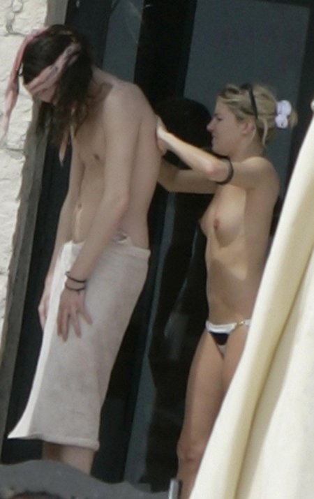 Sienna Miller Gole