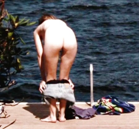 Elizabeth Chase Olsen Nude