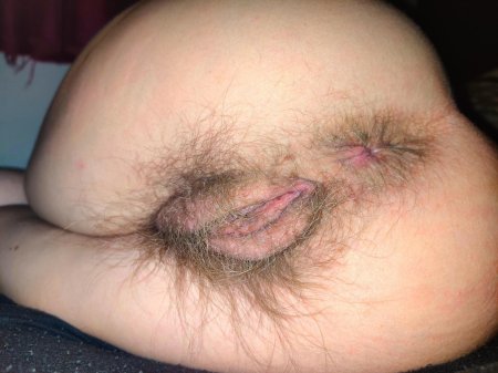 Hairy female ass