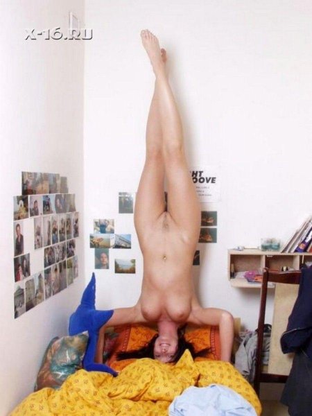 Naked women upside down