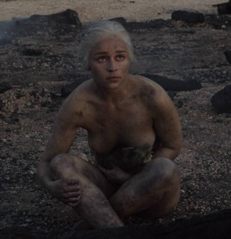 Emilia Clark Game of Thrones Naked