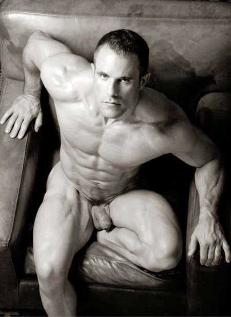Pete Kuzak Naked