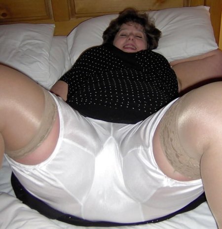 Elderly women in pantalons