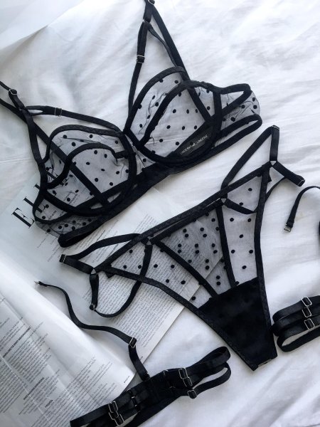 Underwear made of mesh